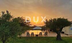 Kuca, Novigrad, prodaja, 1100000 €, 165 m2