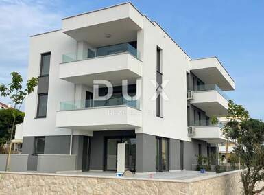 Stan, Novalja, prodaja, 419000 €, 117 m2