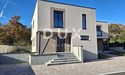 Cetvorosoban stan, Labin, prodaja, 460000 €, 136 m2