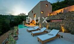 Kuca, Motovun, prodaja, 2100000 €, 310 m2