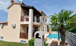 Kuca, Pazin, Stari Pazin, prodaja, 500000 €, 280 m2