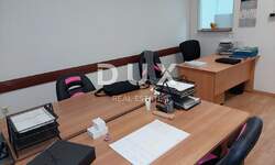 Poslovni prostor, Rijeka, Pećine, prodaja, 363500 €, 144 m2