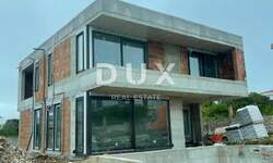 Kuca, Medulin, Banjole, prodaja, 780000 €, 157 m2