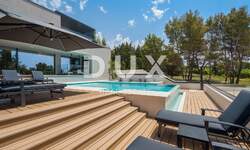 Kuca, Zadar, Diklo, prodaja, 2800000 €, 453 m2