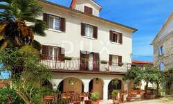 Kuca, Bale, prodaja, 630000 €, 289 m2