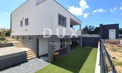 Kuca, Vodnjan, prodaja, 520000 €, 240 m2