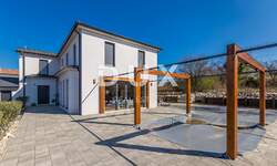 Kuca, Dobrinj, Rasopasno, prodaja, 950000 €, 222 m2