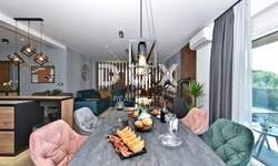 Trosoban stan, Medulin, Pješčana Uvala, prodaja, 560000 €, 197 m2