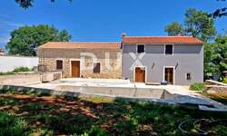 Kuca, Barban, prodaja, 690000 €, 240 m2