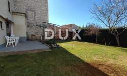 Kuca, Medulin, prodaja, 365000 €, 320 m2