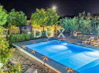 Kuca, Ližnjan, Jadreški, prodaja, 1560000 €, 200 m2