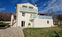 Kuca, Svetvinčenat, prodaja, 750000 €, 221 m2