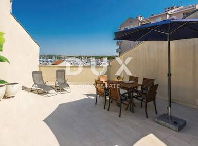 Trosoban stan, Biograd na Moru, prodaja, 265000 €, 90 m2