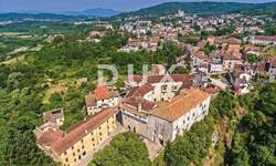 Poslovni prostor, Pazin, Stari Pazin, prodaja, 105000 €, 51 m2