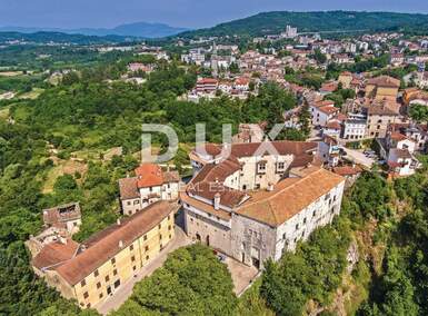 Poslovni prostor, Pazin, Stari Pazin, prodaja, 105000 €, 51 m2