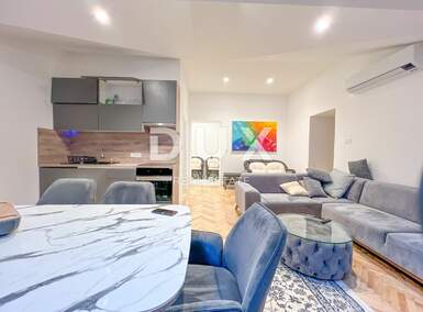 Trosoban stan, Opatija, Opatija - Centar, prodaja, 399000 €, 75 m2