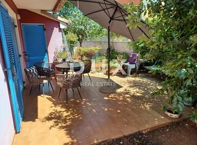 Kuca, Pula, Veli vrh, prodaja, 380000 €, 167 m2