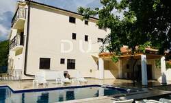 Kuca, Sveti Lovreč, prodaja, 900000 €, 450 m2