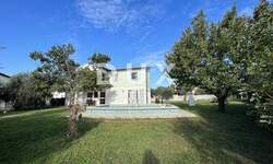 Kuca, Buje, prodaja, 430000 €, 168 m2