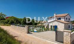 Kuca, Poreč, prodaja, 750000 €, 141 m2