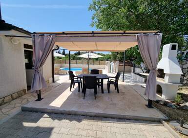 Kuca, Krk, prodaja, 380000 €, 74 m2