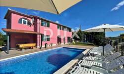 Kuca, Labin, prodaja, 650000 €, 260 m2