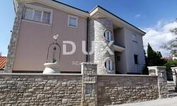 Kuca, Medulin, prodaja, 800000 €, 200 m2