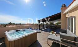 Kuca, Privlaka, prodaja, 1300000 €, 550 m2