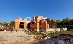 Kuca, Labin, prodaja, 620000 €, 182 m2