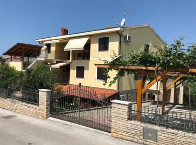 Kuca, Medulin, Pješčana Uvala, prodaja, 950000 €, 450 m2