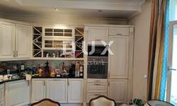 Trosoban stan, Opatija, Opatija - Centar, prodaja, 430000 €, 100 m2