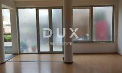 Poslovni prostor, Pula, Centar, prodaja, 458000 €, 183 m2