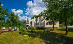 Kuca, Buzet, prodaja, 630000 €, 285 m2