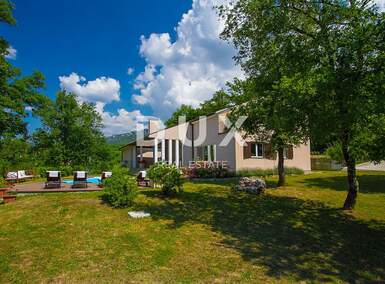 Kuca, Buzet, prodaja, 630000 €, 285 m2