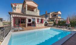 Kuca, Kaštelir-Labinci, Kaštelir, prodaja, 650000 €, 200 m2