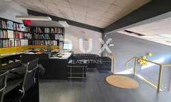 Poslovni prostor, Poreč, prodaja, 750000 €, 543 m2