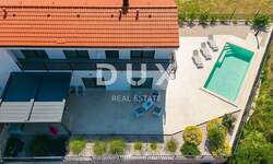 Kuca, Vrbnik, prodaja, 1180000 €, 127 m2