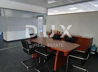 Poslovni prostor, Viškovo, Marinići, najam, 1100 €, 120 m2