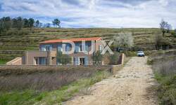 Kuca, Buje, Momjan, prodaja, 670000 €, 180 m2