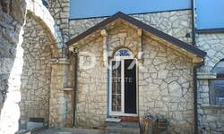 Kuca, Medulin, Banjole, prodaja, 592000 €, 300 m2