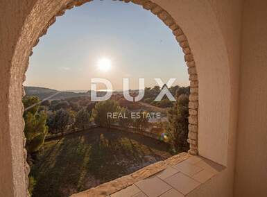 Kuca, Medulin, Banjole, prodaja, 2000000 €, 700 m2