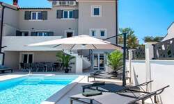 Kuca, Medulin, Banjole, prodaja, 730000 €, 235 m2