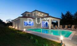 Kuca, Labin, prodaja, 520000 €, 270 m2