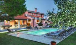 Kuca, Pula, Veli vrh, prodaja, 1100000 €, 347 m2