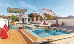 Kuca, Ližnjan, Šišan, prodaja, 950000 €, 350 m2