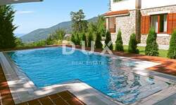 Kuca, Opatija, Poljane, prodaja, 1250000 €, 380 m2