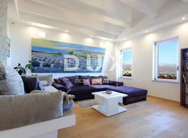 Cetvorosoban stan, Opatija, Opatija - Centar, prodaja, 850000 €, 131 m2