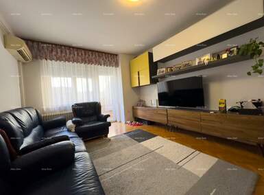 Dvosoban stan, Pula, prodaja, 229000 €, 82 m2