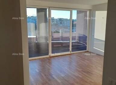 Dvosoban stan, Pula, prodaja, 231980 €, 82 m2