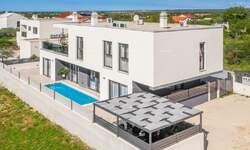 Kuca, Pula, Veli Vrh, prodaja, 715000 €, 208 m2